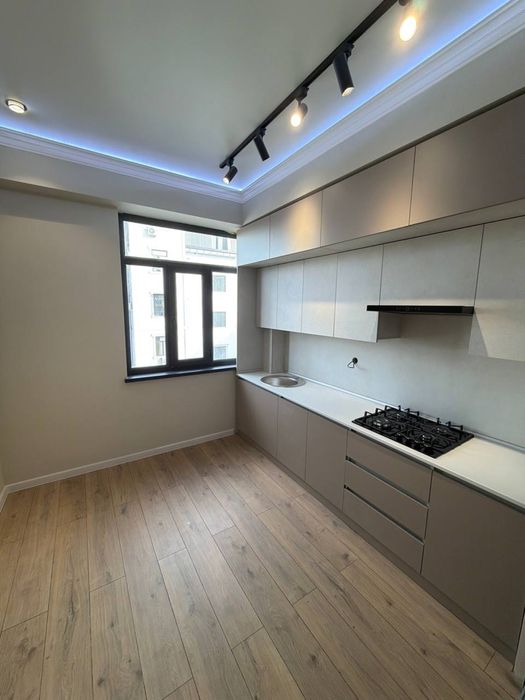 2-комнатная квартира в ЖК Comfort House/ Мега Планет,11 квартал