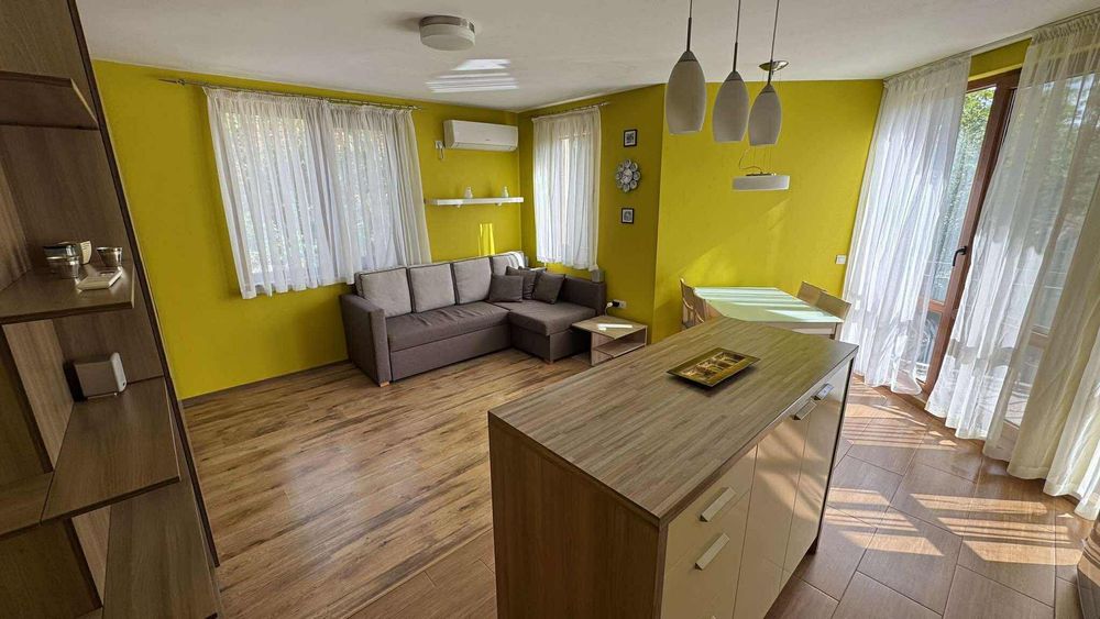 Двустаен апартамент, под наем, м-т Св. Никола