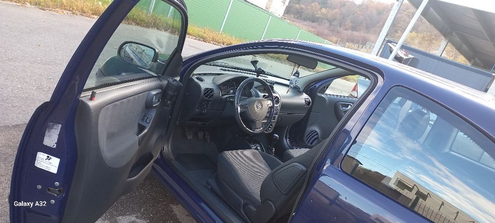 Opel corsa 1,2 benzina