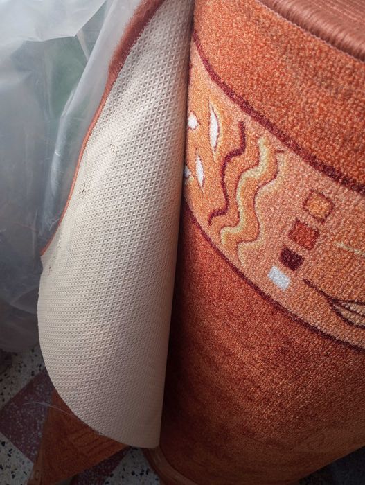 Мокетена пътека -Гумирана