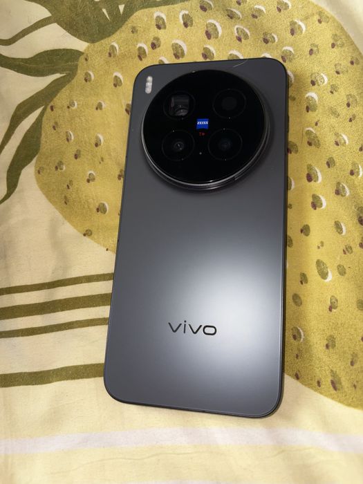 Vivo x300 pro 16/512 100%