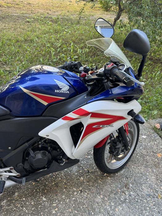 Honda CBR 250R (Ideală A2) - CBS, injecție, stare bună