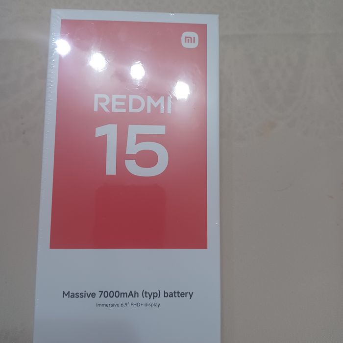 Продавам Нов Xiaomi Redmi 15