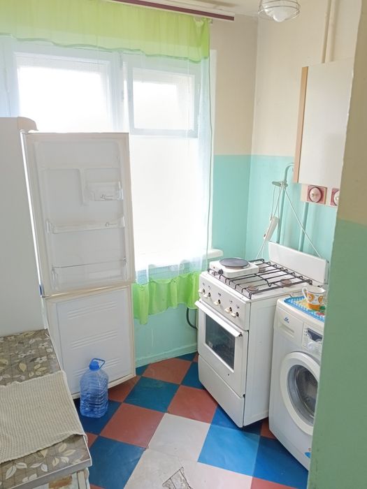 Продам 2 х комн., квар. 3-23-2 этаж.