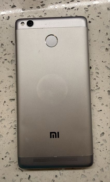 Телефон Redmi 3s