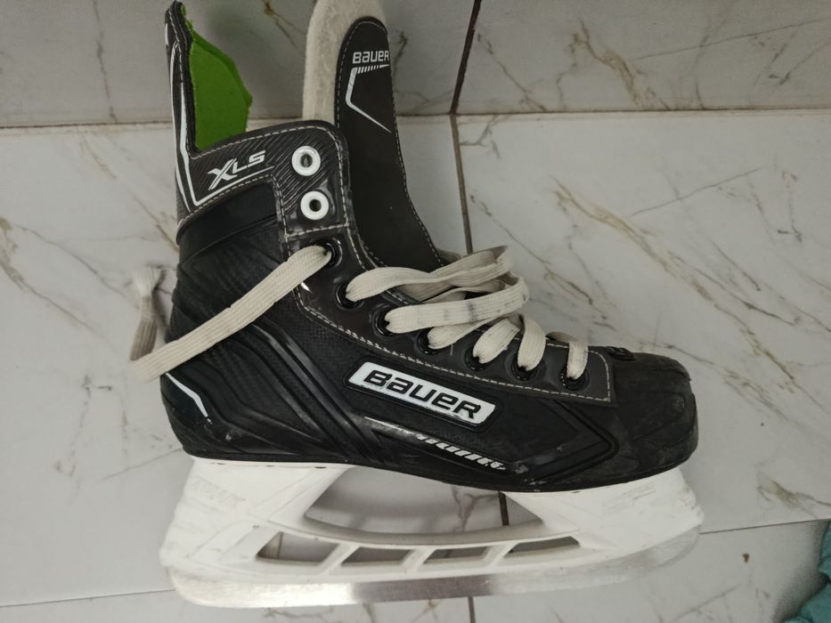 Коньки профессиональные от BAUER 41 РАЗМЕР
