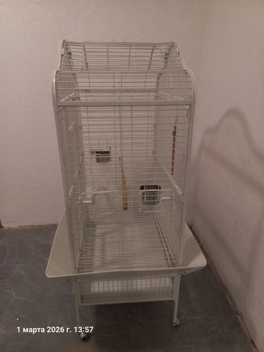 Клетка для больших попугаев