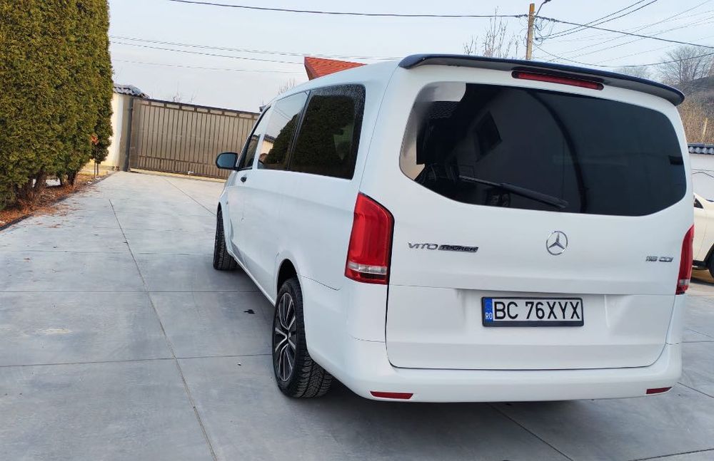 Mercedes Vito 2018 8+1 locuri