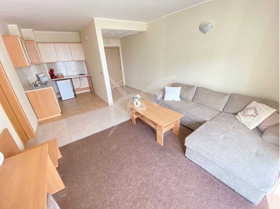 Продава се Двустаен апартамент в к.к. Слънчев бряг - 80 кв.м за 850 €/кв.м - Снимка #2