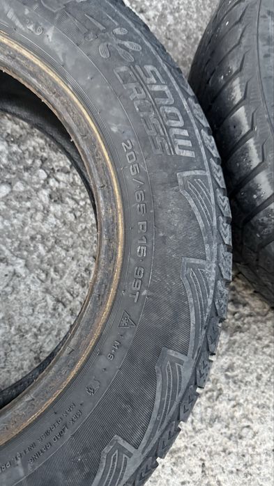 Продам шины зимнии
