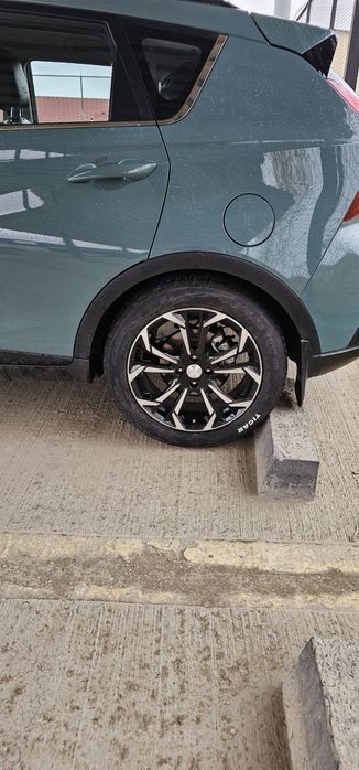 Летняя резина с дисками 205/55/17