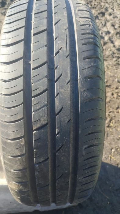 Продам шины для легкового автомобиля