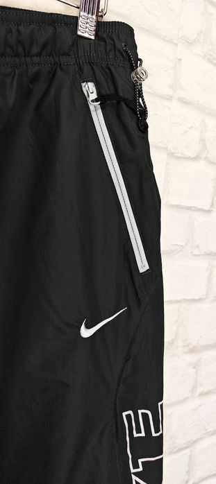 NIKE Оригинална мъжка долница с полар отвътре размер М