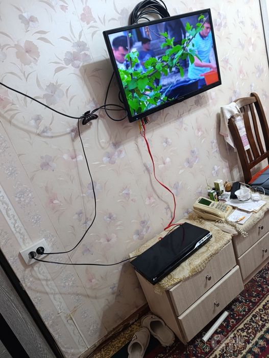DVD PLAYER LG  с  пультом в рабочем состоянии