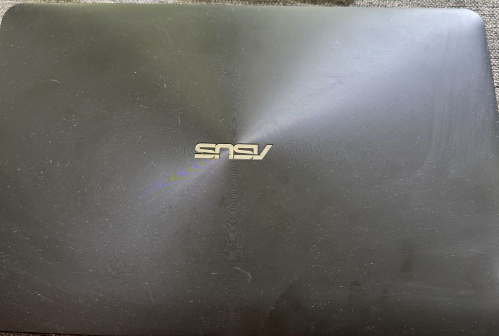 Vand laptop asus