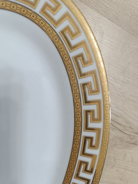 Большие сервировочные тарелки