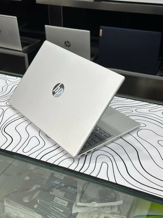 Hp laptop i5-13 avlod