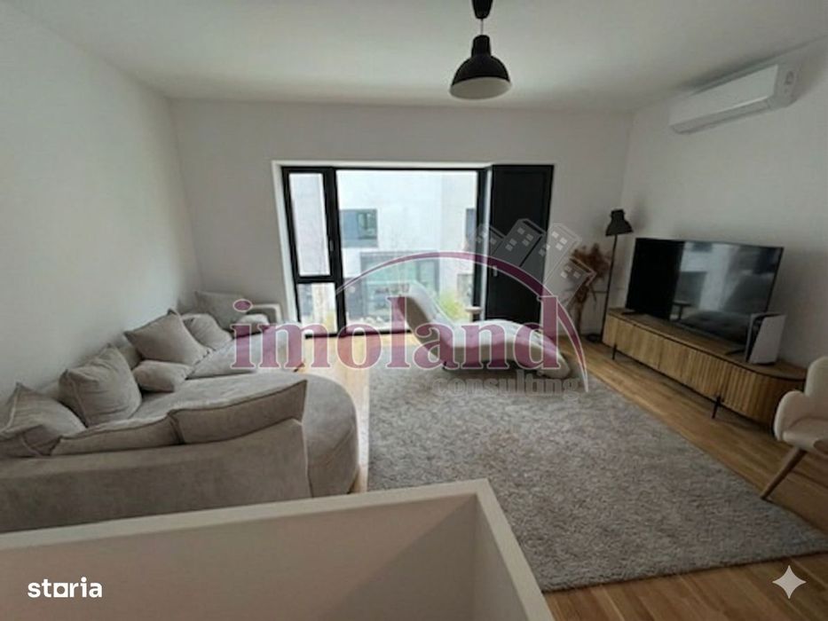 Vanzare - Townhouse 6 camere - mobilat + 2 locuri parcare Avalon Estat