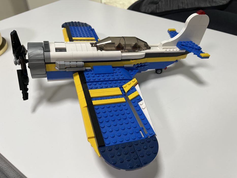 Продавам Lego 3 in 1 самолет/хеликоптер/лодка