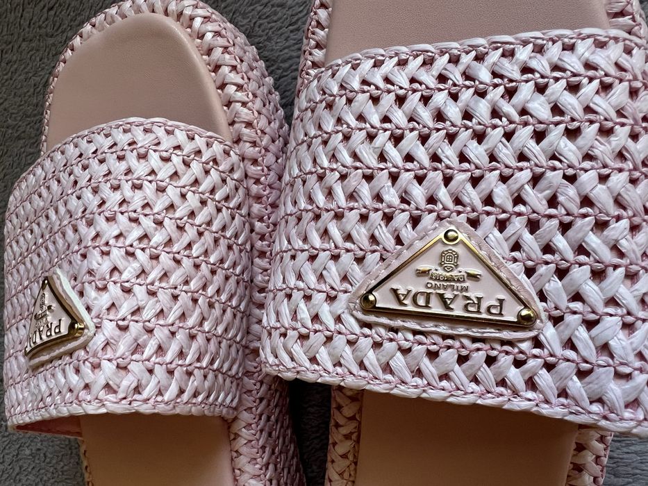 Дамски чехли Prada