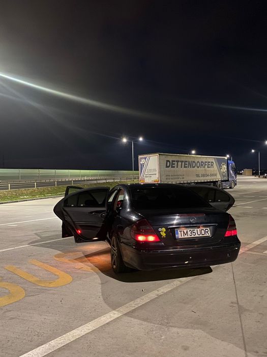 Vând Mercedes w211 2.2d