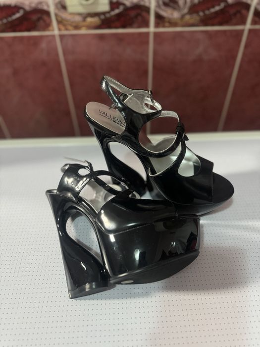 Туфли женские