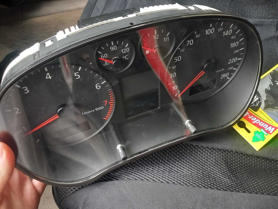 Части от ауди а3 8л