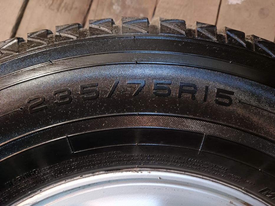 Резина 235/75/r15 с дисками Maxxis Premitra