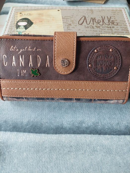 Портфейл ANEKKE Canada