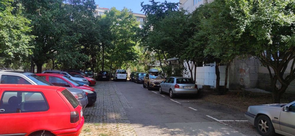 Дава се под наем Тристаен апартамент в София, Гео Милев - 76 кв.м за 229418.4 € - Снимка #3