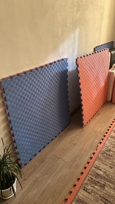 Продам кушетки. 2 штуки