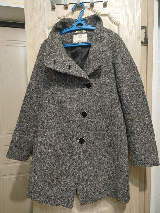 Пальто шерстяное