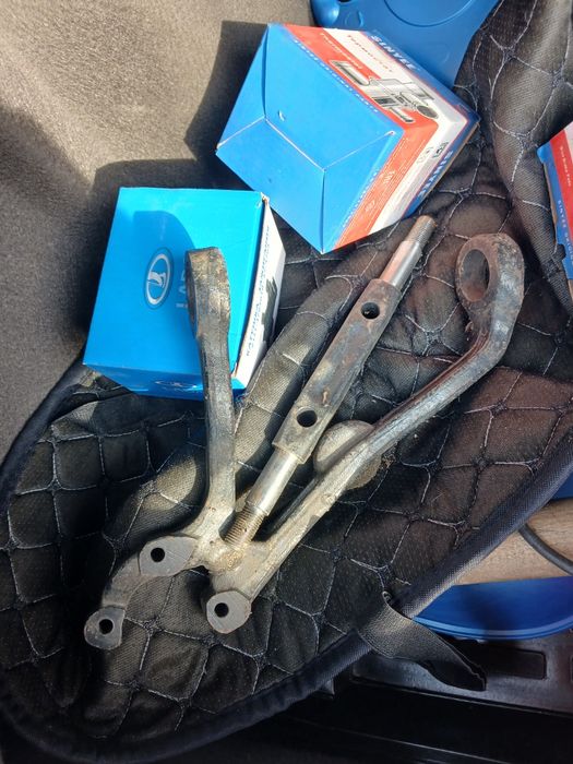 Продам запчасти на ваз