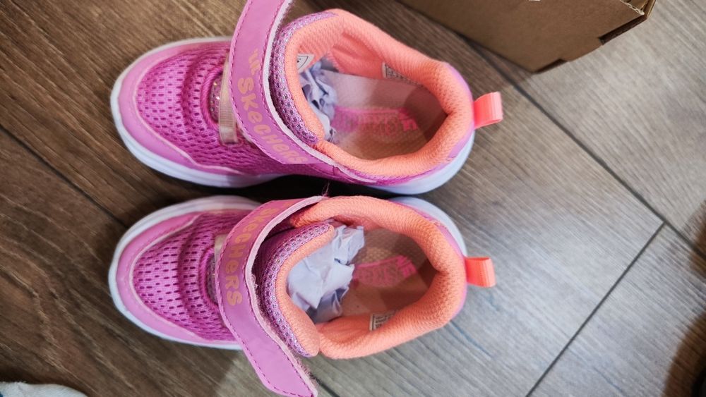 Маратонки за момиче Skechers