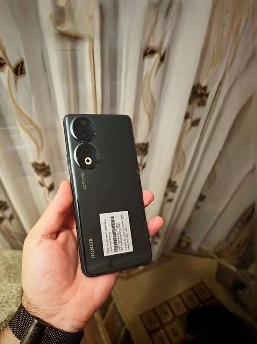 Vând sau schimb honor 90
