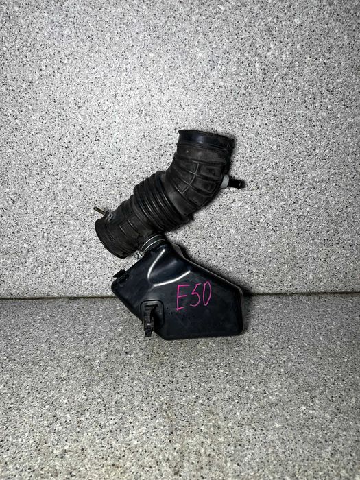 Патрубок гофра воздухана на дроссель на Ниссан Эльгранд Е50 Е51 Е52