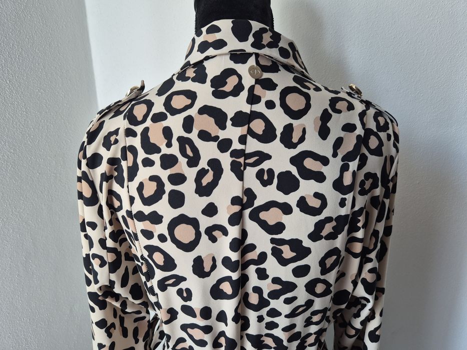 Rochie originală Motivi cu imprimeu animal