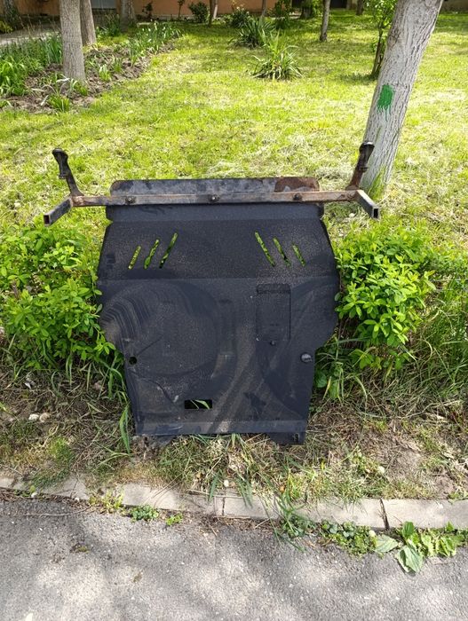 scut motor de golf 4 preț 220și jante de Opel pe 15