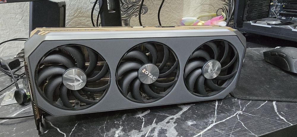 ТОПОВАЯ Видеокарта от Zotac 5070Ti Amp Extream