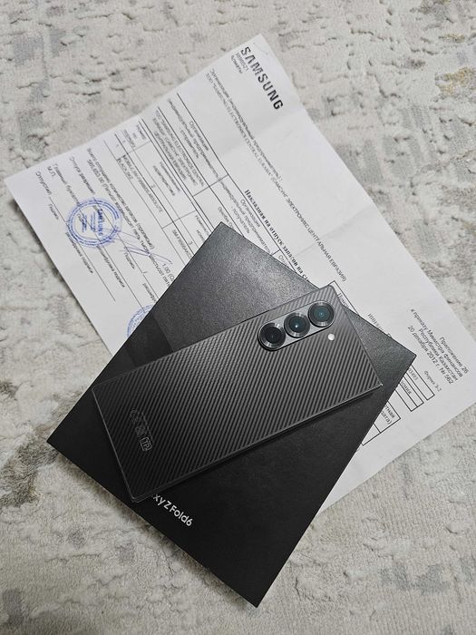 Продам Samsung Z Fold 6 256 gb carbon