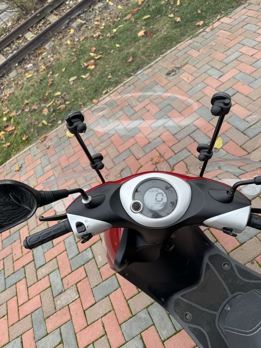 Yamaha Neos 49 cm3 , nu necesita permis de conducere