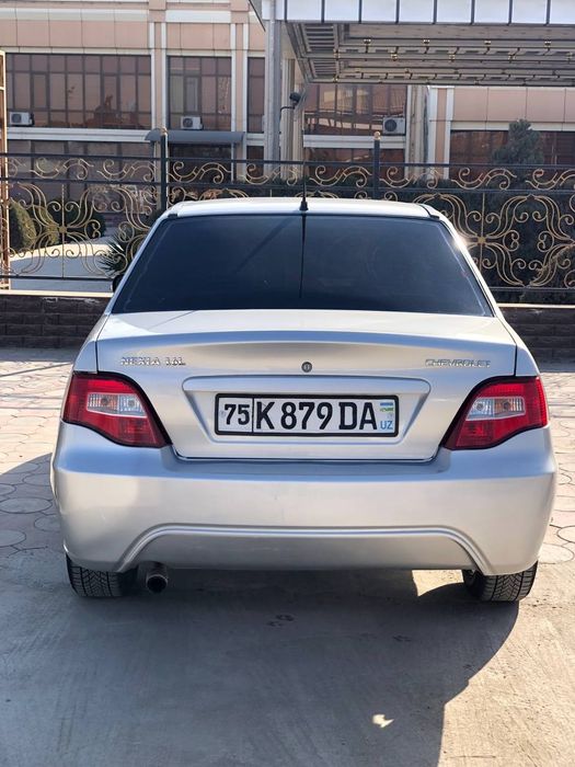 1.6 Nexia 2 Srochno sotiladi