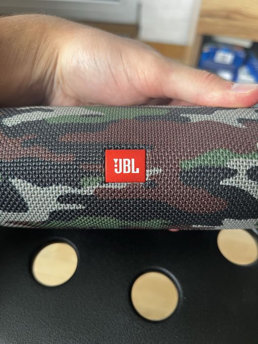 JBL Flip 5 Squad (Камуфлаж) – Като нова / Перфектно състояние / Оригинал