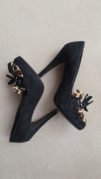 Кожени италиански обувки с ток и  кожа от пони с животински принт