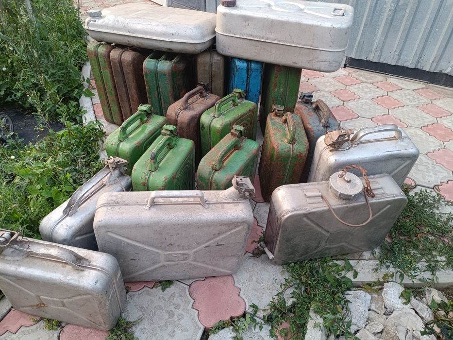 Канистры металлические