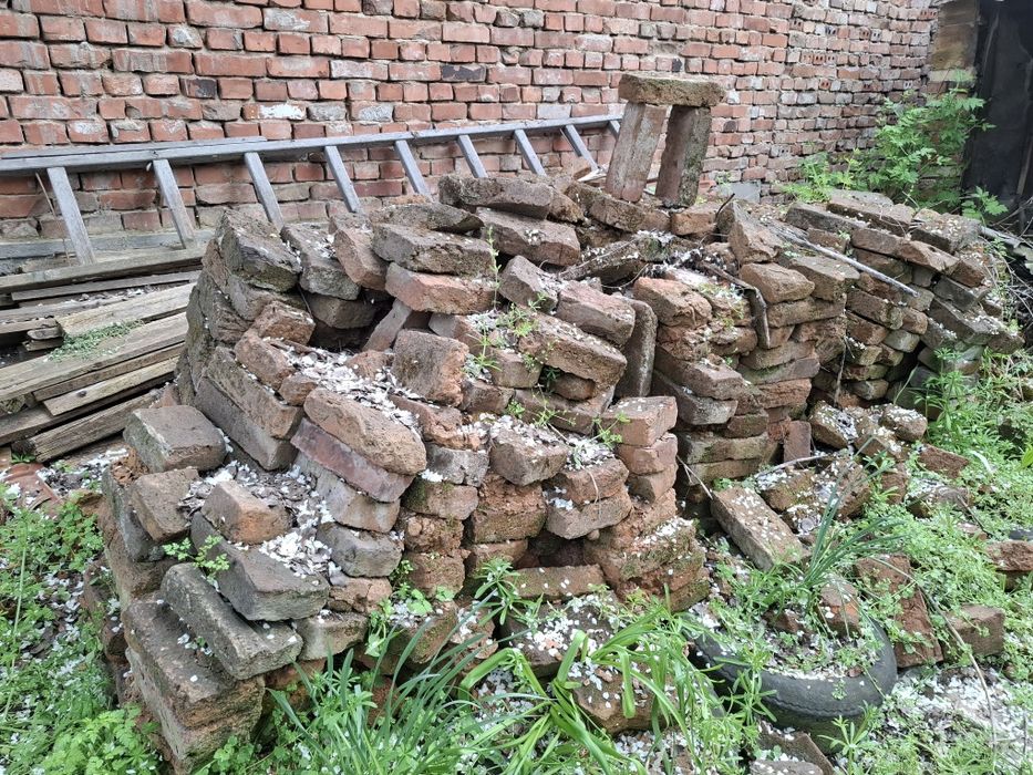 Тухли единички, от старите