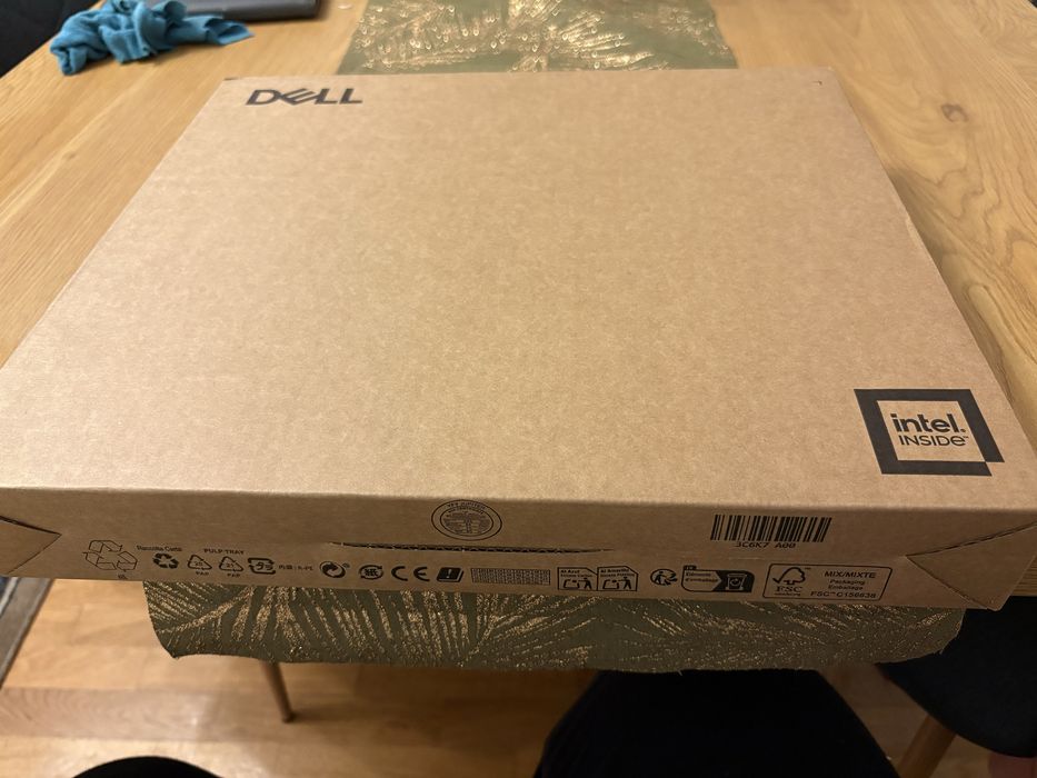 Laptop Dell 14 Pro PC14250