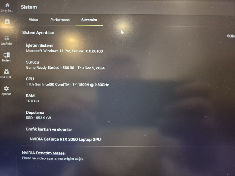 Геймърски лаптоп комплект MSI KATANA-17'3 inch - RTX3060