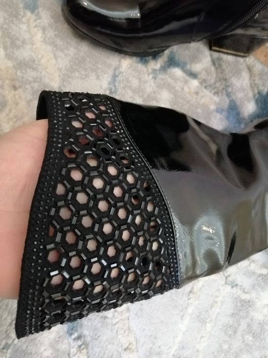 Обувь женская  лакированная