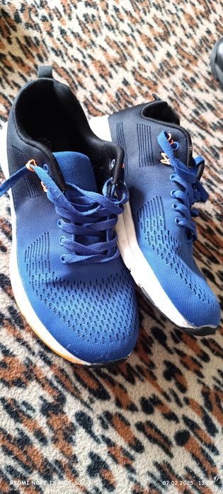 Мъжки маратонки и обувки